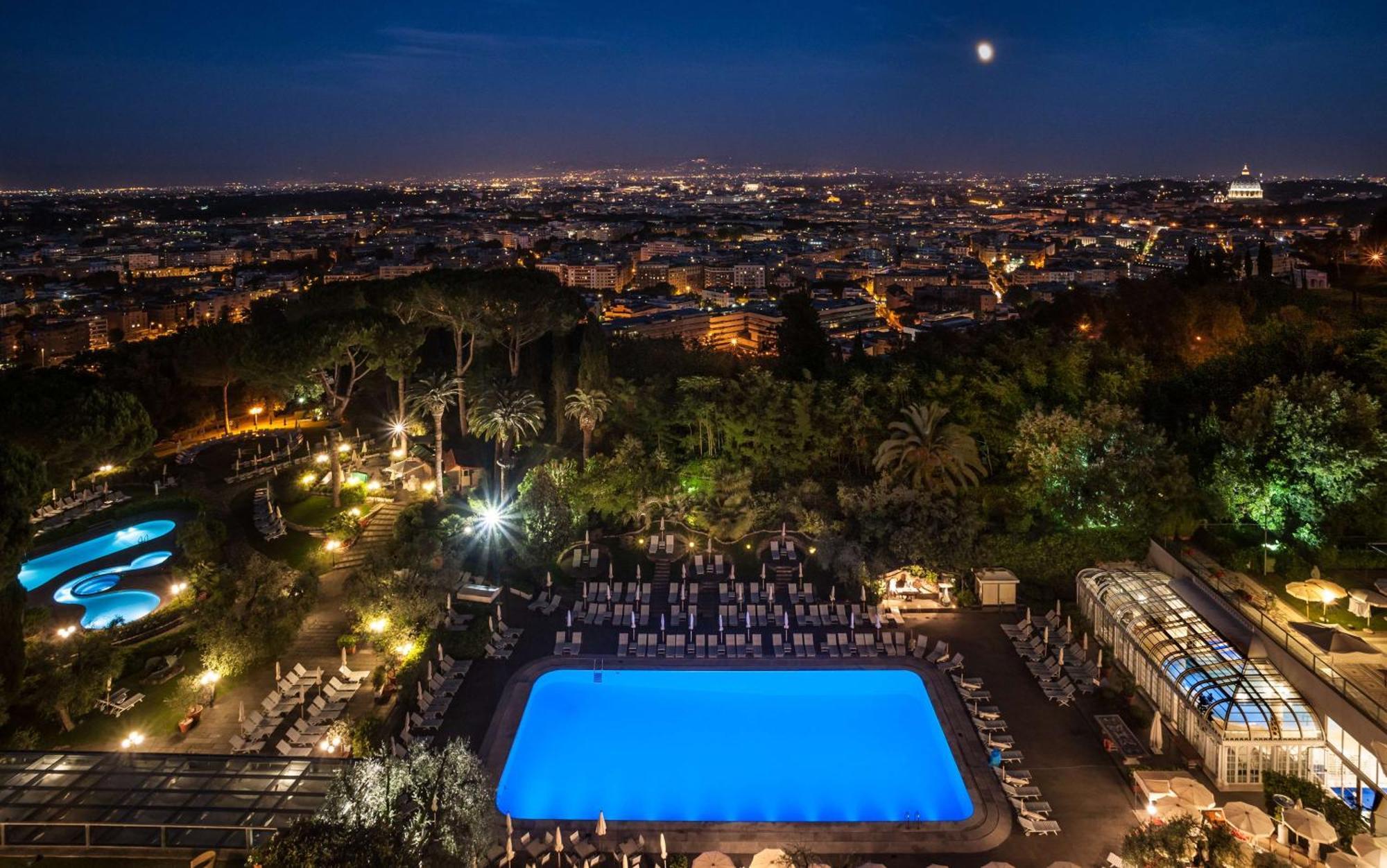 Rome Cavalieri, A Waldorf Astoria Hotel Exterior photo