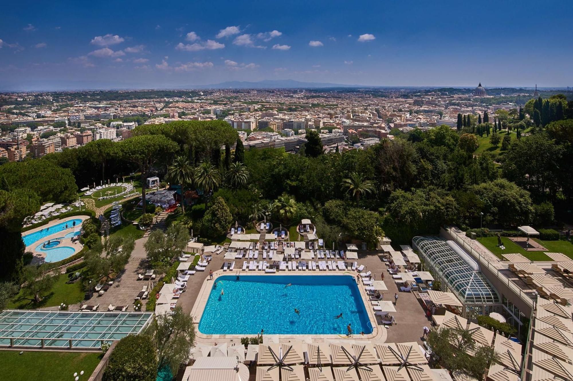 Rome Cavalieri, A Waldorf Astoria Hotel Exterior photo